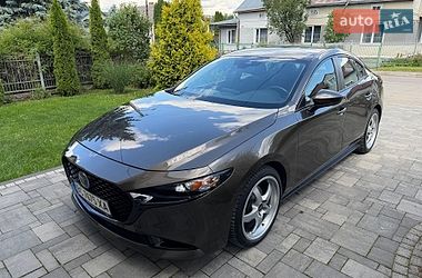 Седан Mazda 3 2019 в Львове