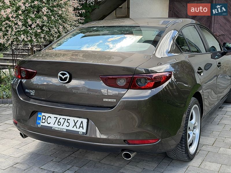 Седан Mazda 3 2019 в Львове