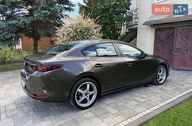 Седан Mazda 3 2019 в Львове