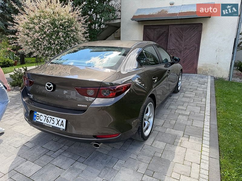 Седан Mazda 3 2019 в Львове