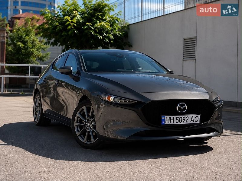 Хэтчбек Mazda 3 2021 в Одессе фото Хэтчбек Mazda 3 2021 в Одессе