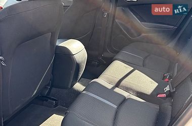 Седан Mazda 3 2017 в Дніпрі