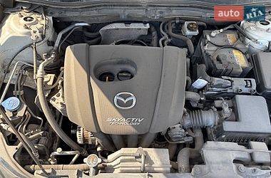 Седан Mazda 3 2017 в Дніпрі