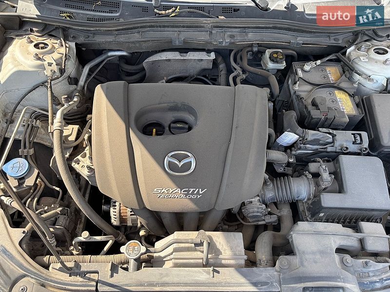 Седан Mazda 3 2017 в Дніпрі