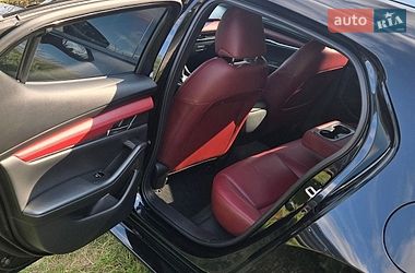 Хэтчбек Mazda 3 2023 в Обухове