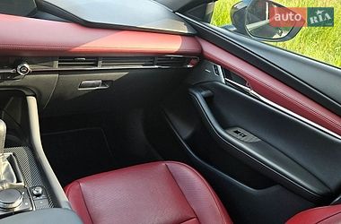 Хэтчбек Mazda 3 2023 в Обухове