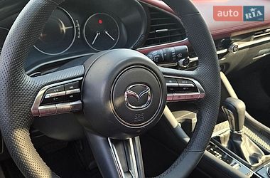 Хэтчбек Mazda 3 2023 в Обухове