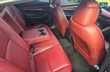 Хэтчбек Mazda 3 2023 в Обухове