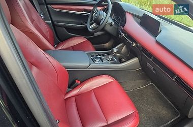 Хэтчбек Mazda 3 2023 в Обухове