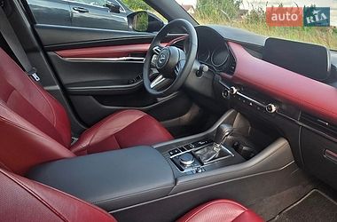Хэтчбек Mazda 3 2023 в Обухове