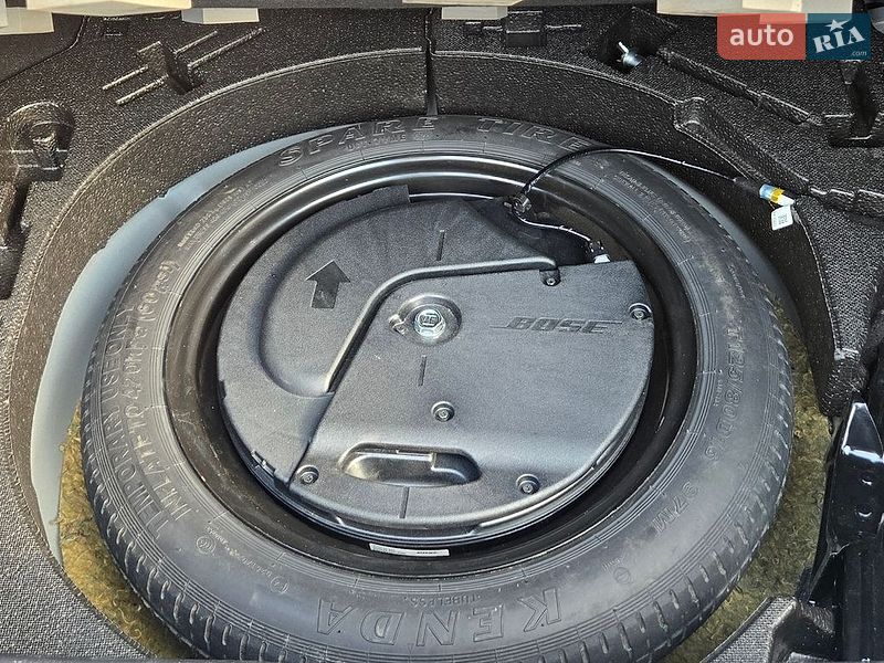 Хэтчбек Mazda 3 2023 в Обухове