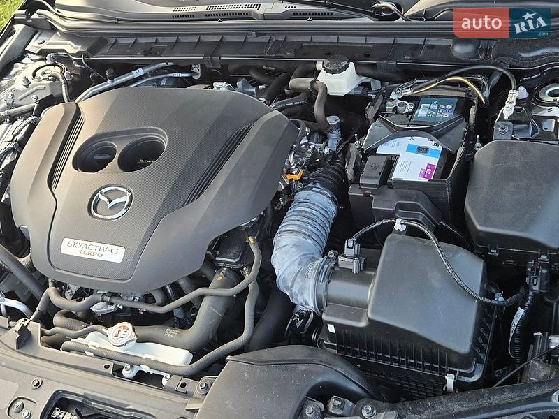 Хэтчбек Mazda 3 2023 в Обухове