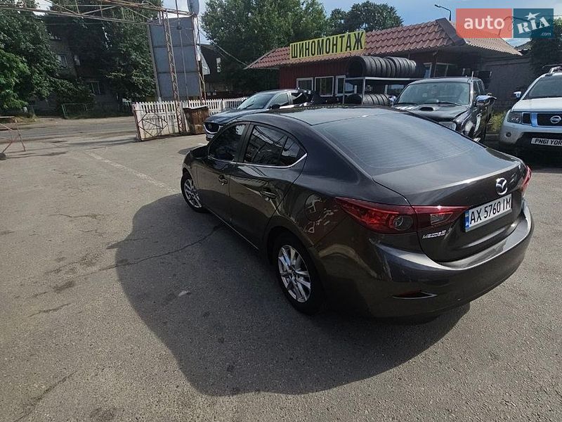 Седан Mazda 3 2015 в Харькове