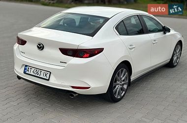 Седан Mazda 3 2021 в Коломиї