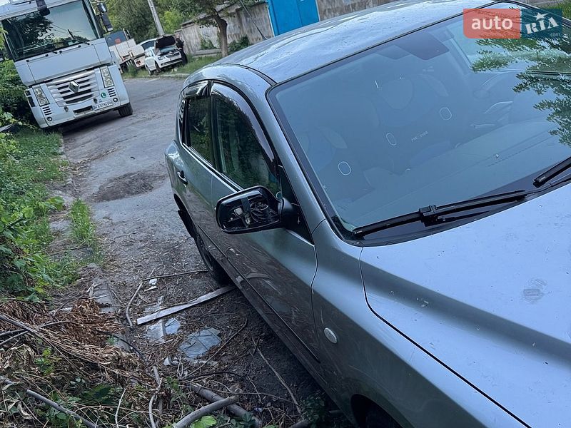 Хэтчбек Mazda 3 2006 в Киеве