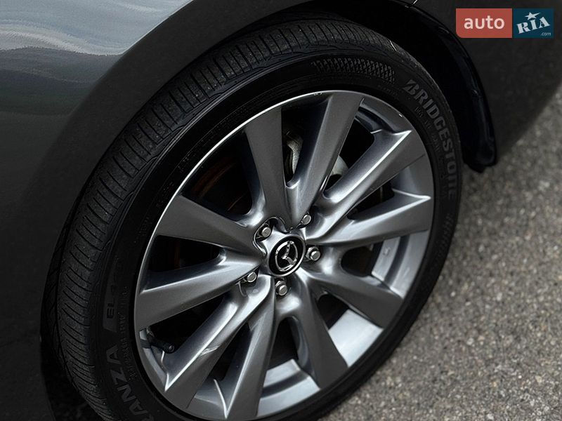 Седан Mazda 3 2023 в Киеве