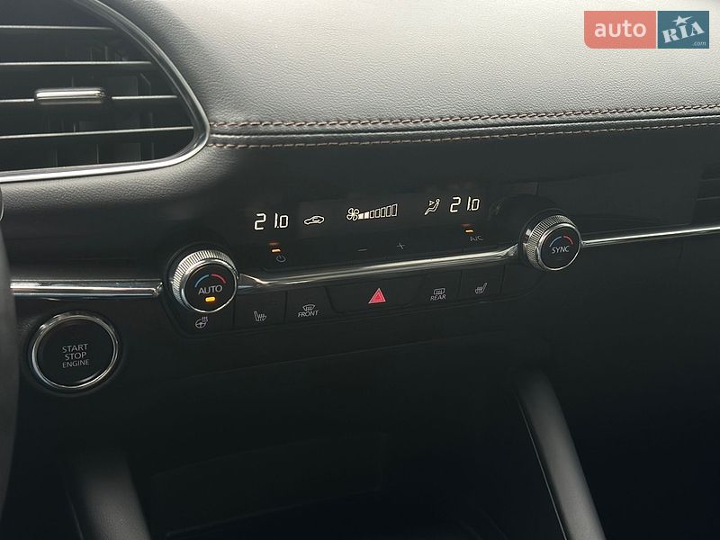 Седан Mazda 3 2022 в Львові