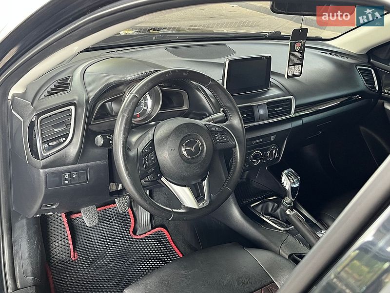 Седан Mazda 3 2015 в Одессе