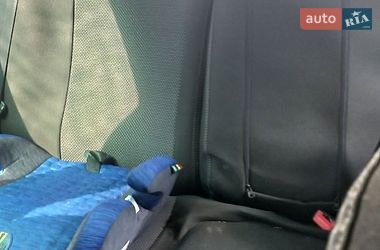 Хэтчбек Mazda 3 2006 в Кривом Роге фото 10 Хэтчбек Mazda 3 2006 в Кривом Роге