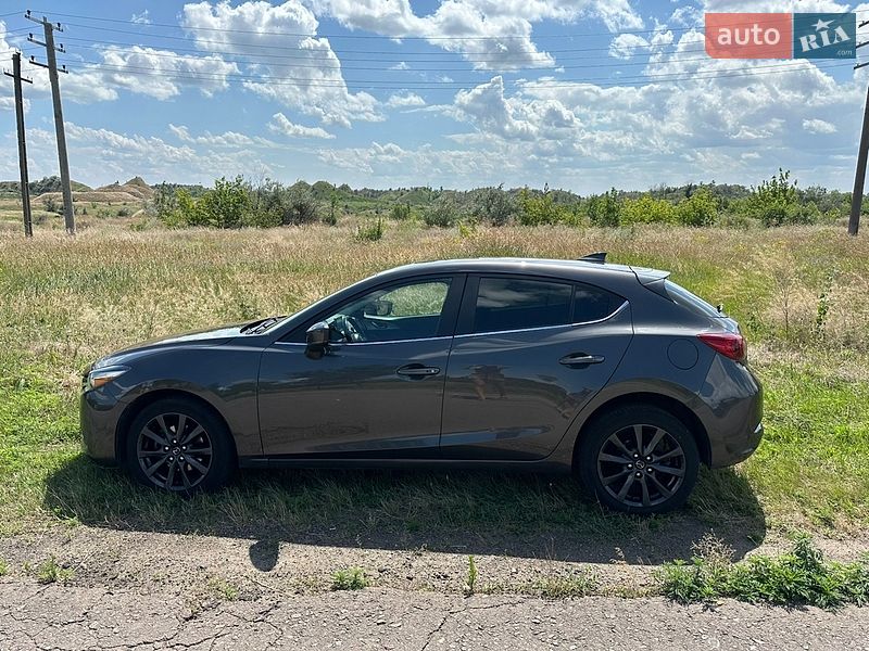 Mazda 3 2018