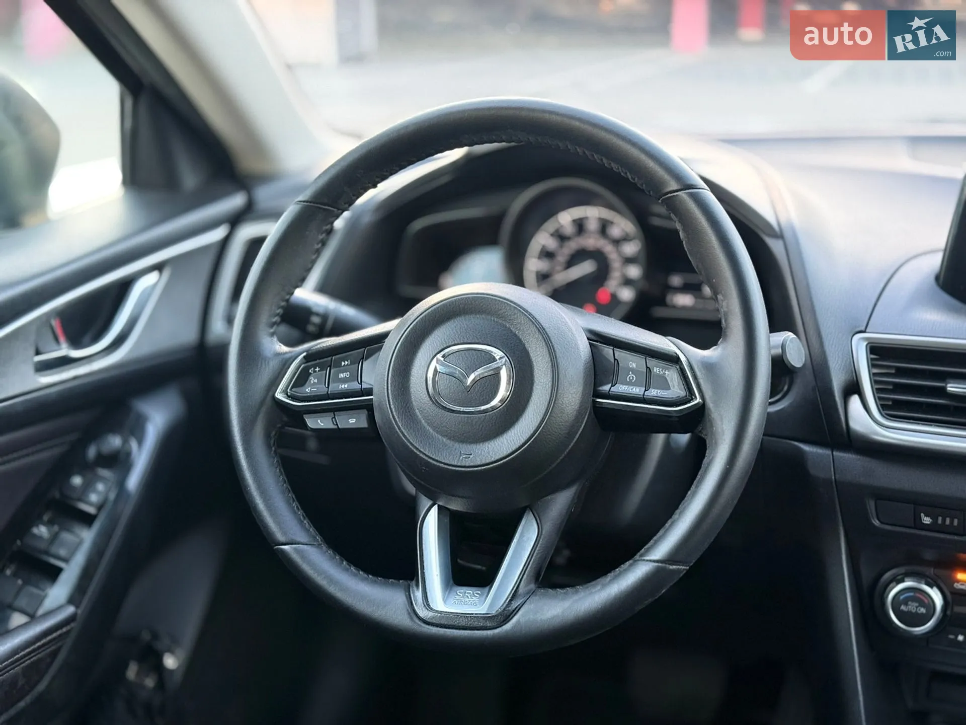 2017 Mazda 3 - мініатюра 17