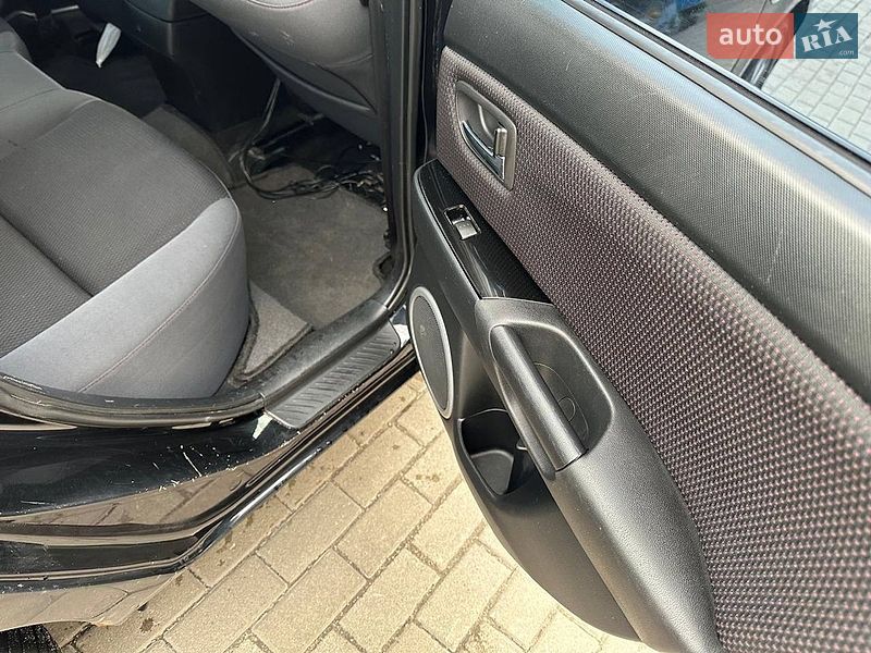 Седан Mazda 3 2008 в Києві