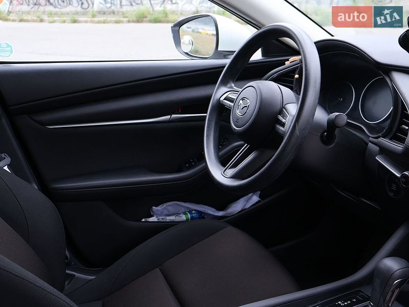 Седан Mazda 3 2021 в Києві