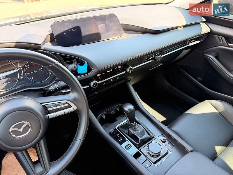 Седан Mazda 3 2019 в Кривому Розі