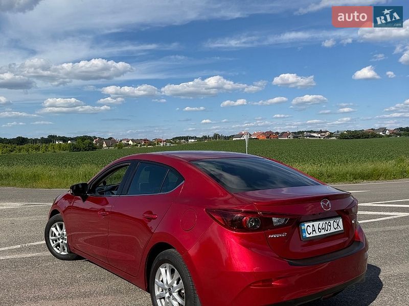 Седан Mazda 3 2013 в Черкассах