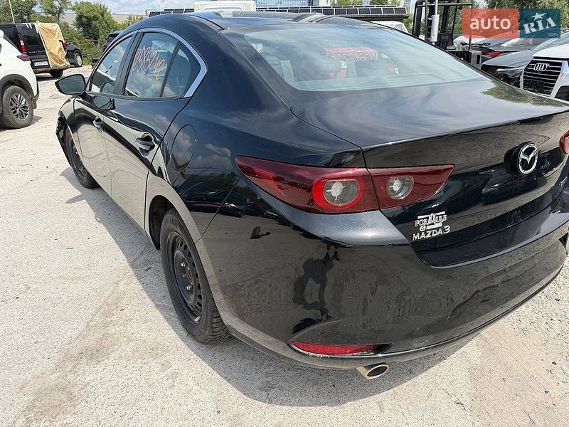 Седан Mazda 3 2024 в Києві