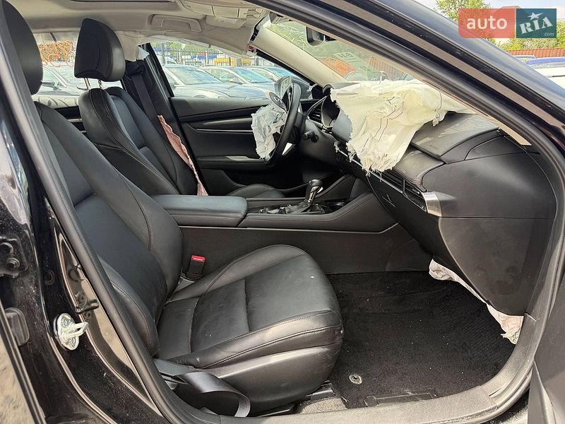 Седан Mazda 3 2024 в Києві