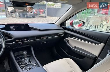 Седан Mazda 3 2019 в Львові