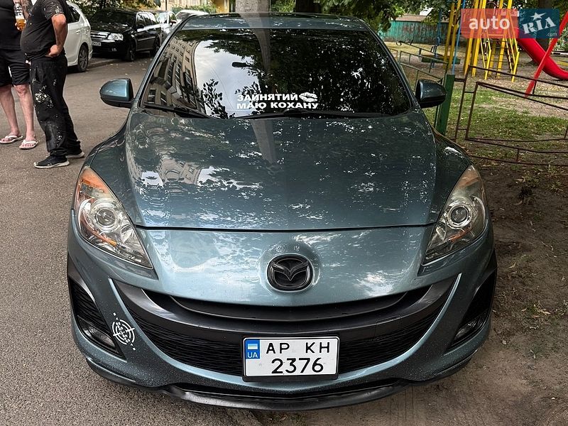 Хэтчбек Mazda 3 2011 в Запорожье