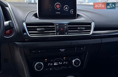 Хетчбек Mazda 3 2014 в Кременці