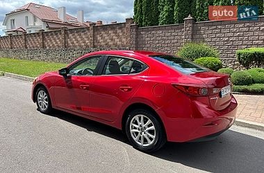 Седан Mazda 3 2015 в Рівному