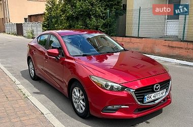 Седан Mazda 3 2015 в Рівному