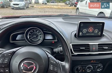Седан Mazda 3 2015 в Рівному