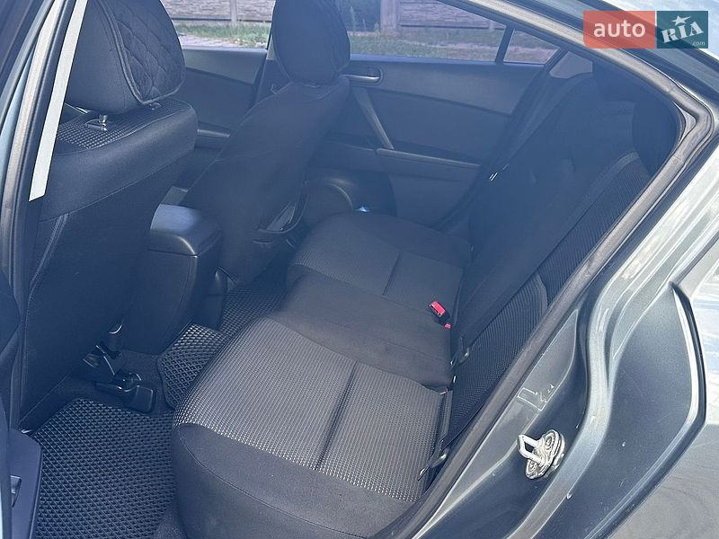 Седан Mazda 3 2012 в Рава-Русской фото 5 Седан Mazda 3 2012 в Рава-Русской