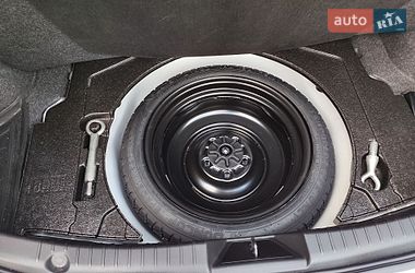 Седан Mazda 3 2016 в Киеве