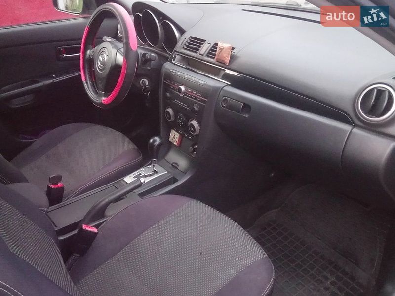 Седан Mazda 3 2004 в Черноморске