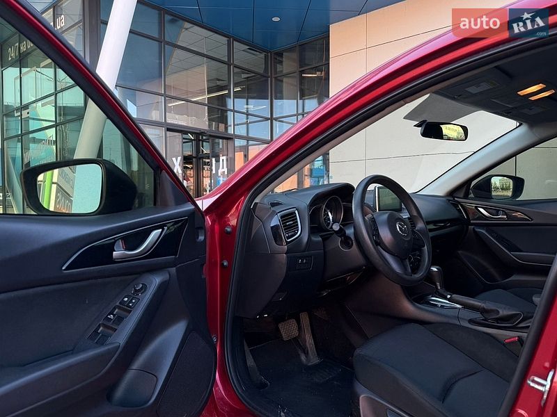 Хетчбек Mazda 3 2016 в Києві