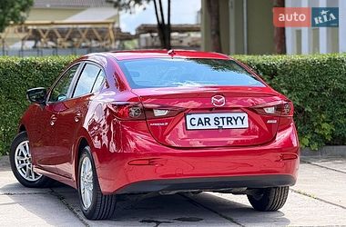 Седан Mazda 3 2014 в Стрые