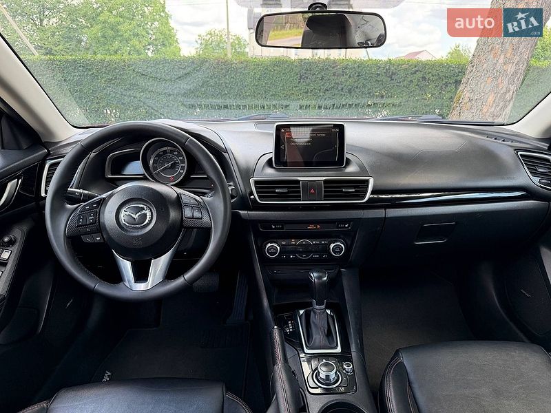 Седан Mazda 3 2014 в Стрые