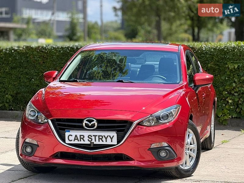 Седан Mazda 3 2014 в Стрые