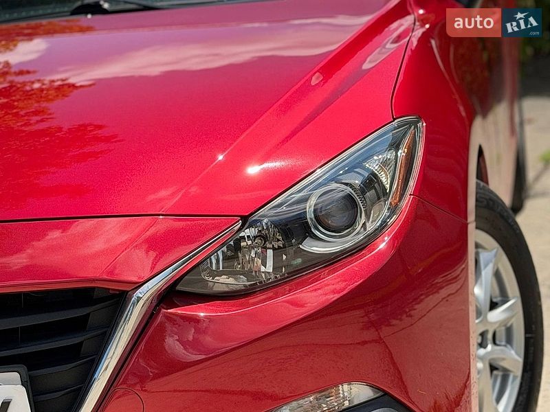 Седан Mazda 3 2014 в Стрые