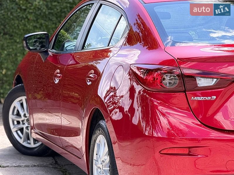 Седан Mazda 3 2014 в Стрые