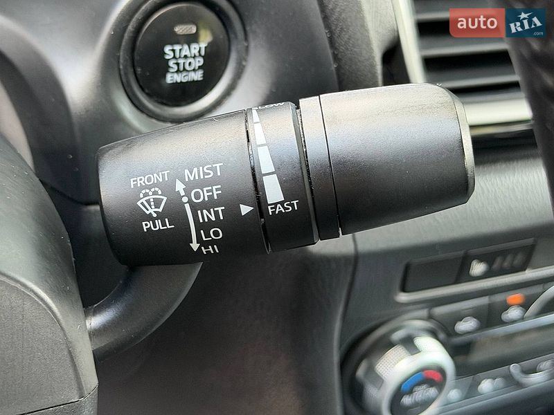 Седан Mazda 3 2014 в Стрые