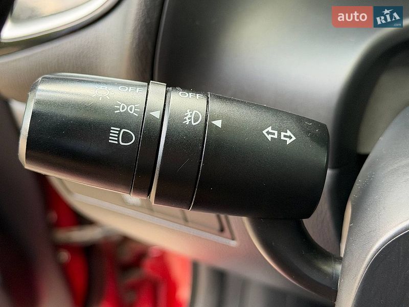 Седан Mazda 3 2014 в Стрые