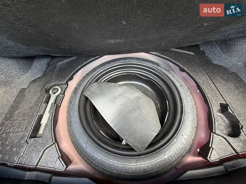 Седан Mazda 3 2014 в Стрые