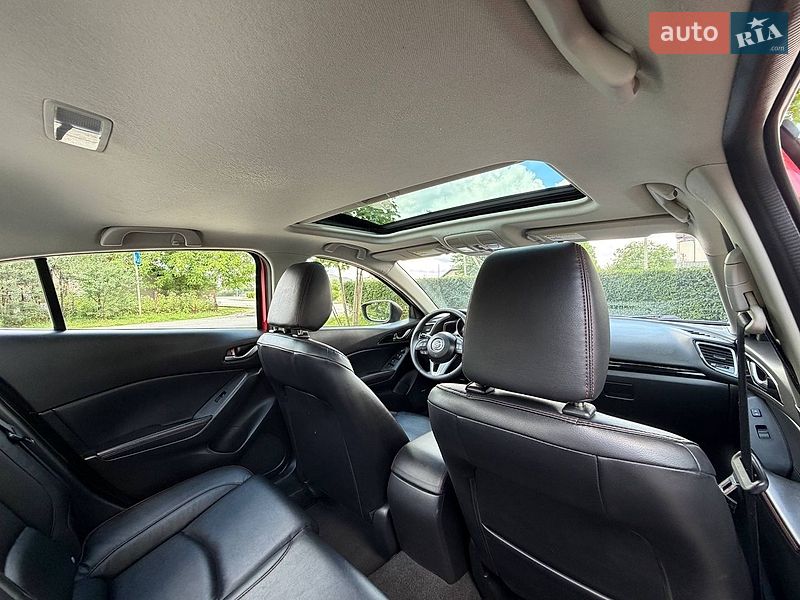 Седан Mazda 3 2014 в Стрые